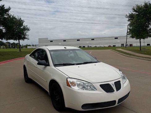 Used 2008 Pontiac G6 Sedan FWD image 1
