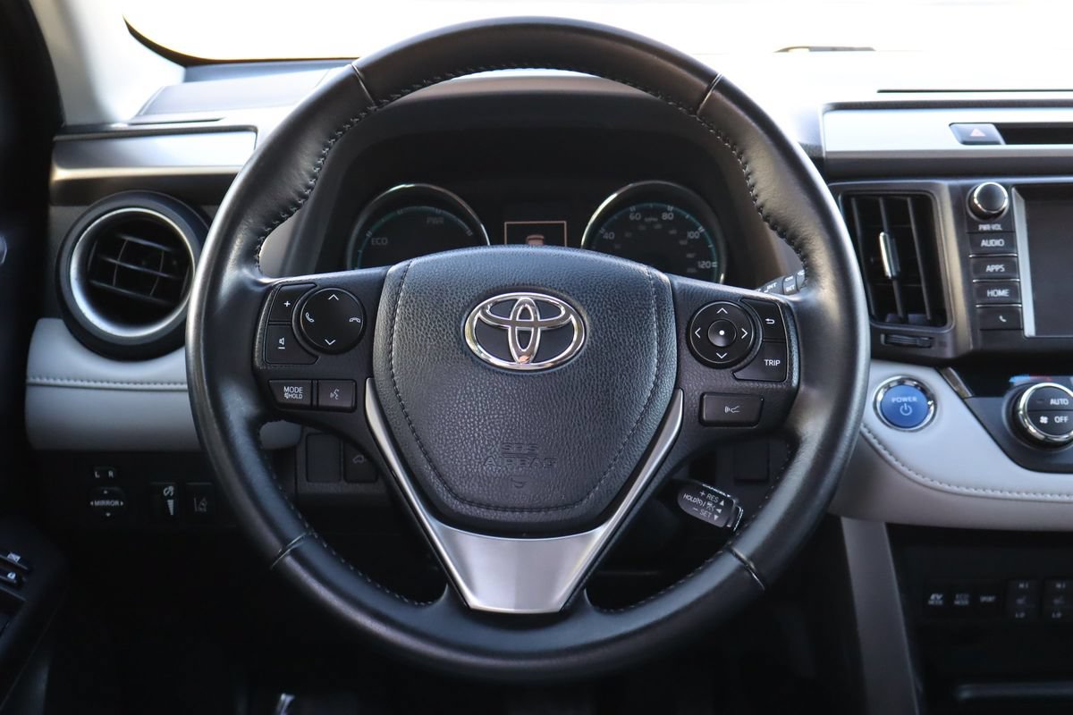 Used 2018 Toyota RAV4 XLE w/ Convenience Package AWD/4WD image 18