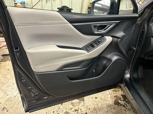 Used 2023 Subaru Forester Premium image 14