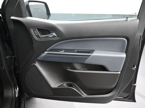 Used 2020 Chevrolet Colorado Z71 w/ Z71 Midnight Edition image 42