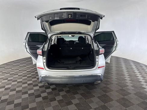 Used 2021 Nissan Murano SV AWD/4WD image 17