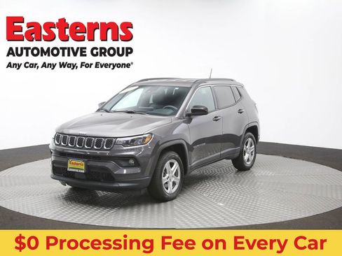 Used 2024 Jeep Compass Latitude AWD/4WD image 50