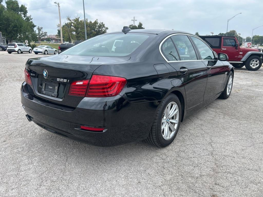 Used 2016 BMW 528i xDrive Sedan AWD/4WD image 6
