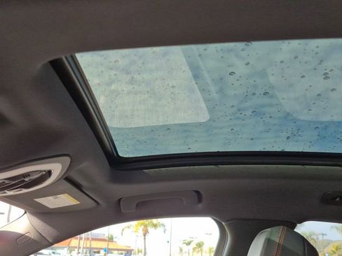 Used 2024 Porsche Macan S image 15