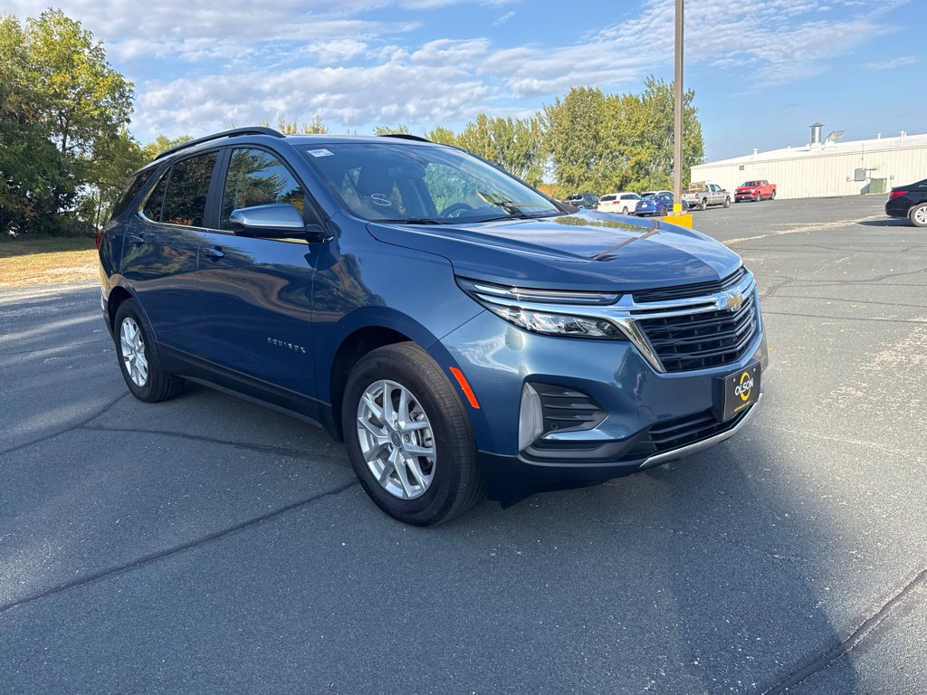 Used 2024 Chevrolet Equinox LT FWD image 1