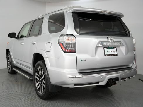 Used 2019 Toyota 4Runner Limited image 7