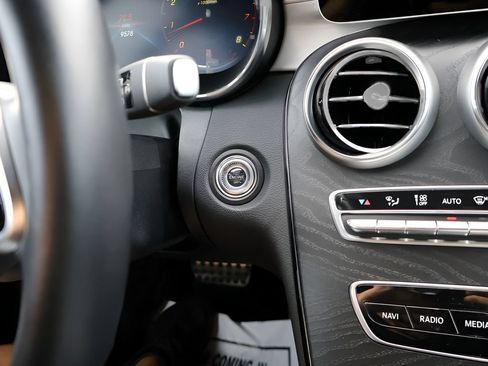 Certified 2023 Mercedes-Benz C 300 4MATIC Coupe image 28