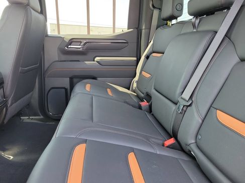 Used 2025 GMC Sierra 1500 AT4 AWD/4WD image 12