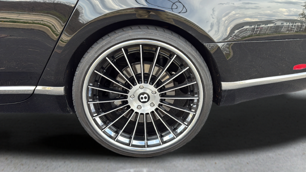 Used 2013 Bentley Mulsanne RWD image 17