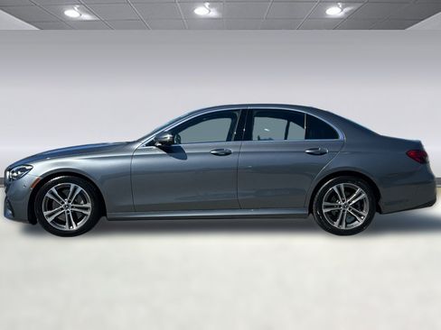 Used 2021 Mercedes-Benz E 350 Sedan image 2
