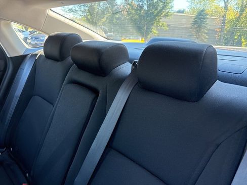 Used 2022 Honda Civic EX image 24