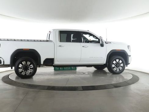 Used 2026 GMC Sierra 2500 Denali w/ Denali Reserve Package AWD/4WD image 6
