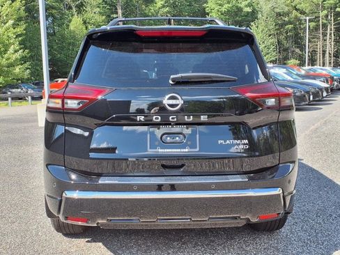 New 2025 Nissan Rogue Platinum image 5