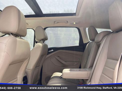 Used 2016 Ford Escape Titanium w/ Equipment Group 301A AWD/4WD image 14