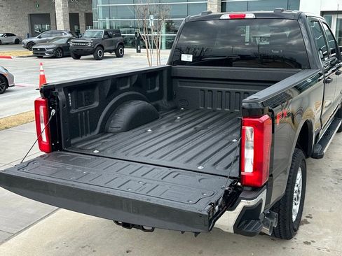 New 2026 Ford F250 XLT w/ FX4 Off-Road Package image 49