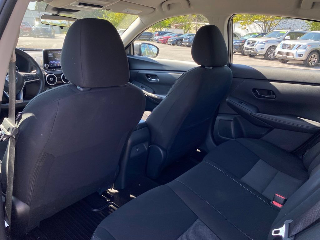 Used 2025 Nissan Sentra SV w/ All-Weather Package FWD image 23