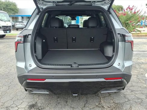 New 2027 Chevrolet Equinox RS w/ Convenience Package III AWD/4WD image 12