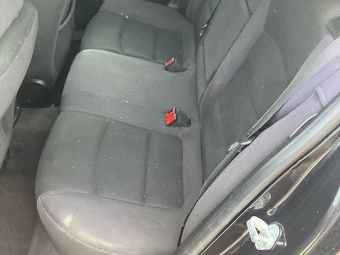 Used 2014 Chevrolet Cruze LT image 10