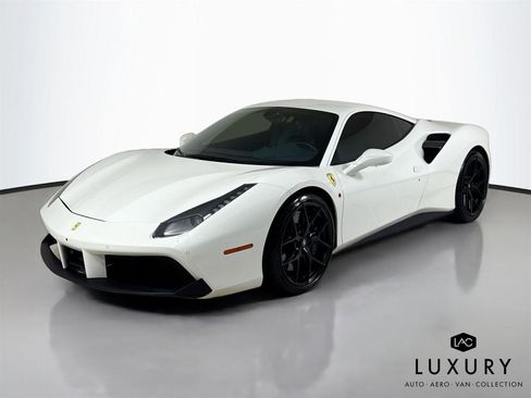 Used 2016 Ferrari 488 GTB image 8