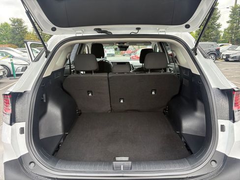 Used 2025 Kia Sportage LX FWD image 30