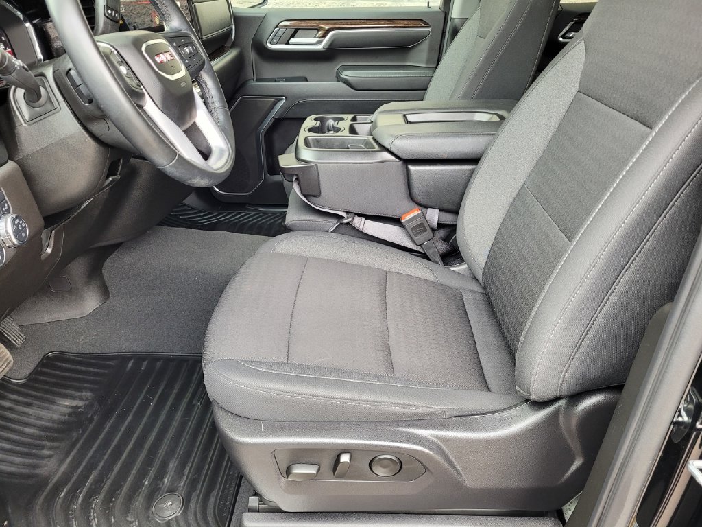Used 2024 GMC Sierra 1500 Elevation AWD/4WD image 12