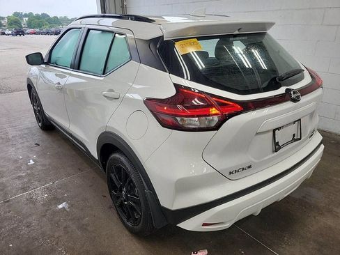 Used 2024 Nissan Kicks SR w/ SR Premium Package FWD image 4