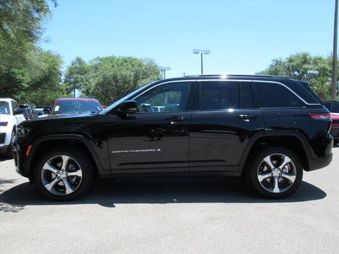 New 2026 Jeep Grand Cherokee Limited AWD/4WD image 4