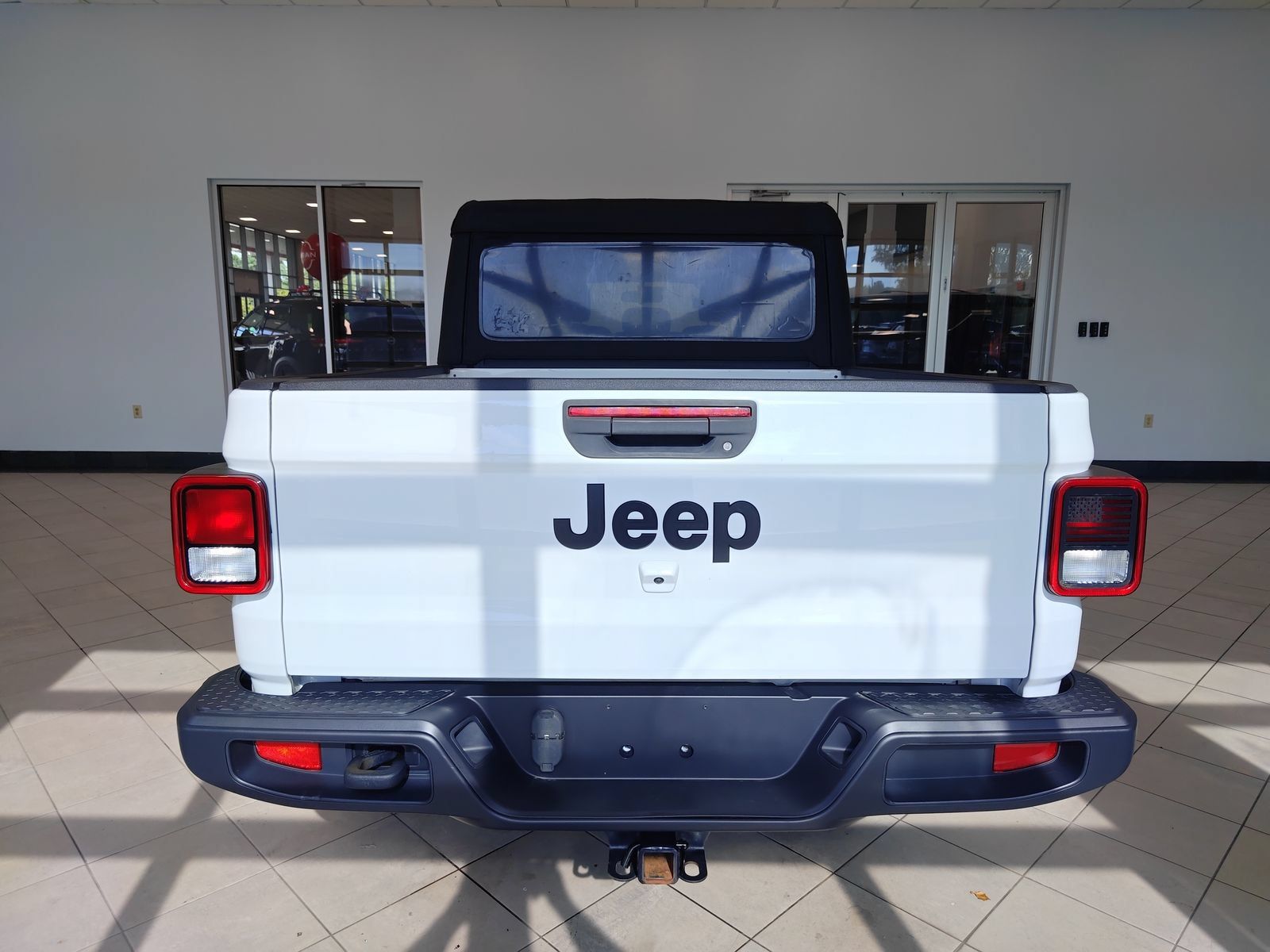 Used 2020 Jeep Gladiator Sport w/ Quick Order Package 23S AWD/4WD image 4
