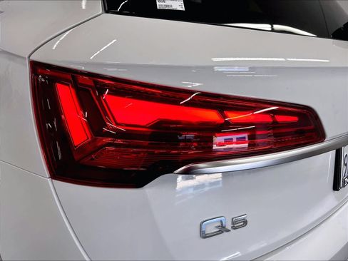 Used 2023 Audi Q5 2.0T Premium Plus w/ Premium Plus Package AWD/4WD image 30