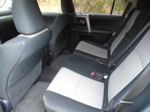 Used 2018 Toyota 4Runner SR5 4x2 4dr SUV image 11