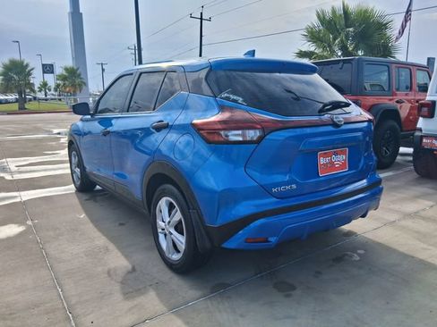 Used 2022 Nissan Kicks S FWD image 5