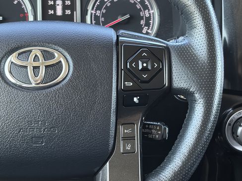 Certified 2023 Toyota 4Runner TRD Off-Road Premium w/ Off Road Premium Plus Package AWD/4WD image 18
