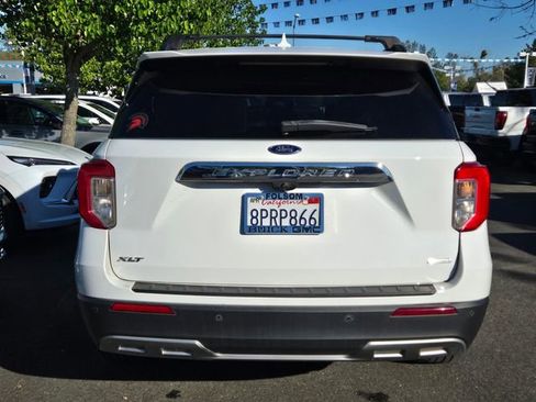 Used 2020 Ford Explorer XLT w/ Equipment Group 202A image 5