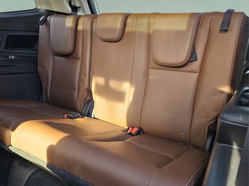 Used 2020 Subaru Ascent Touring w/ Popular Package #2A image 12