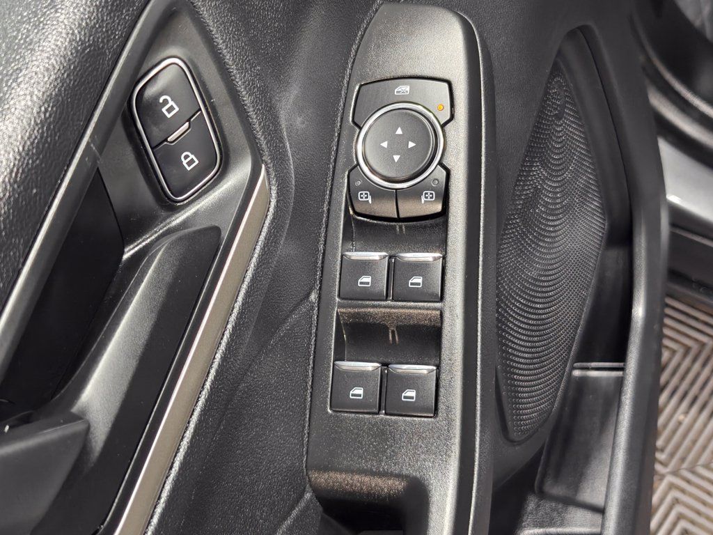 Used 2022 Ford Escape SE AWD/4WD image 44