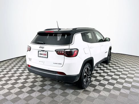 Certified 2022 Jeep Compass Limited image 11