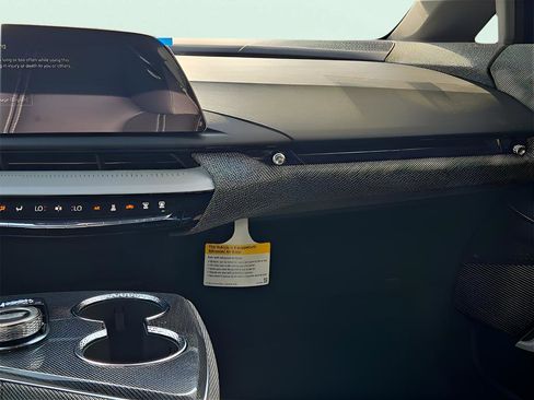 New 2025 Cadillac Optiq Sport 1 image 20