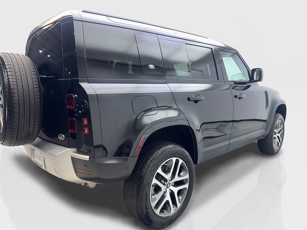 Used 2023 Land Rover Defender 110 SE AWD/4WD image 14