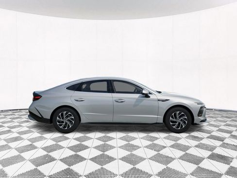 New 2026 Hyundai Sonata Blue FWD image 11