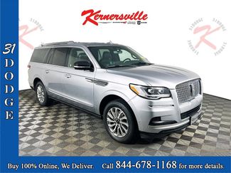 Used 2022 Lincoln Navigator L Standard video 1