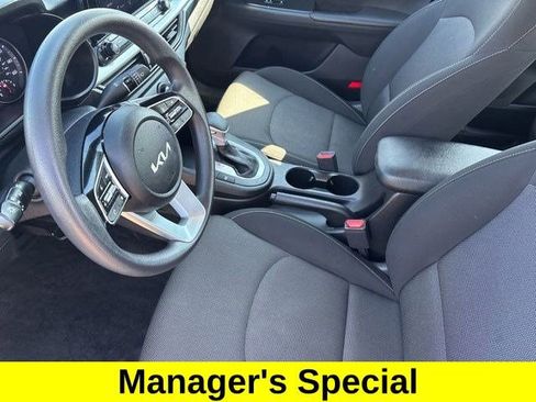 Used 2023 Kia Forte LXS w/ LXS Technology Package FWD image 11