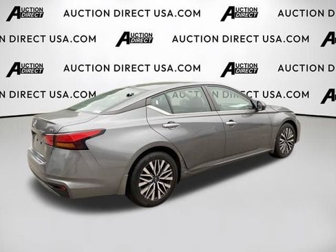 Used 2023 Nissan Altima 2.5 SV FWD image 8