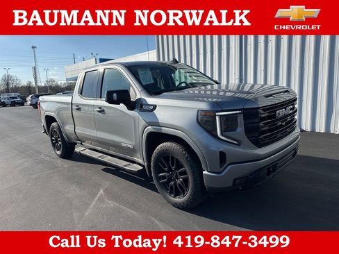 Used 2025 GMC Sierra 1500 Elevation w/ Preferred Package image 23