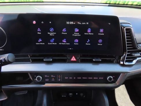 Certified 2023 Kia Sportage SX AWD/4WD image 23