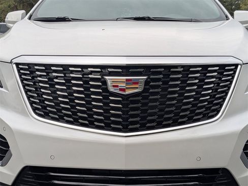 New 2026 Cadillac XT5 Luxury w/ LPO, Floor Liner Package image 11