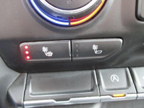 Used 2020 Chevrolet Silverado 1500 LT Trail Boss w/ Convenience Package image 19