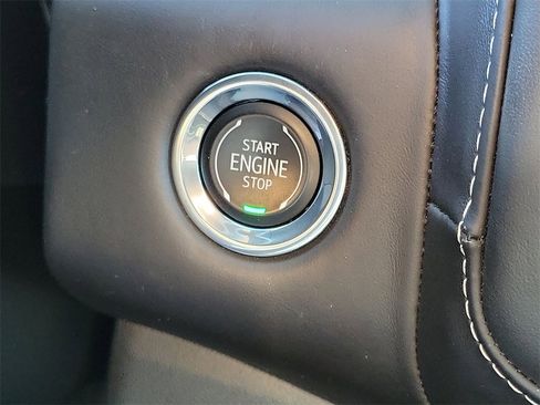 Certified 2023 GMC Yukon Denali image 17