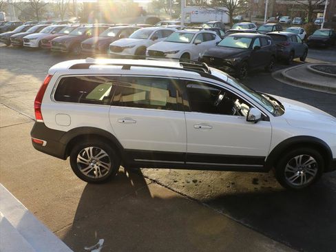 Used 2014 Volvo XC70 3.2 image 5