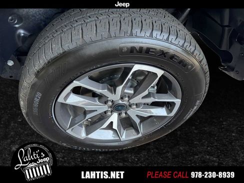 Used 2024 Jeep Wrangler Unlimited w/ Convenience Group image 8