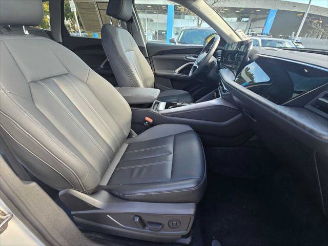 Used 2025 Audi Q5 Premium w/ Convenience Package AWD/4WD image 10